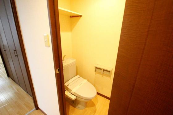 トイレ　※別部屋の写真です