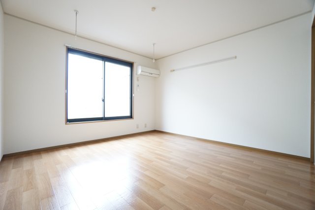 居室・リビング　※同物件・同タイプの写真です。