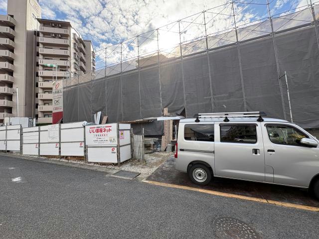 建物外観　建築中
