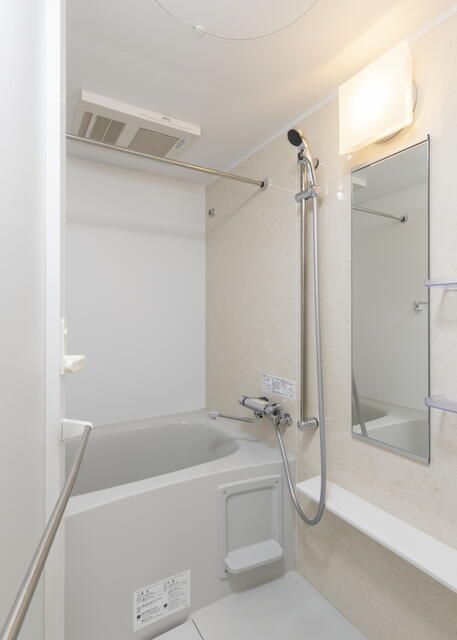 バス・シャワールーム　☆ゆったりくつろげるお風呂☆