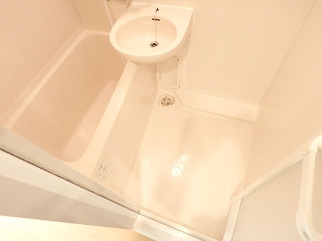 バス・シャワールーム　バスルーム