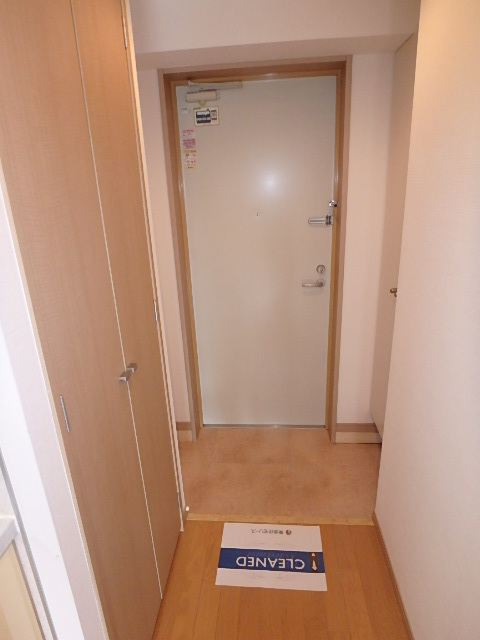 玄関　シューズボックス付