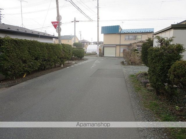 その他　周辺道路（その他）まで0m