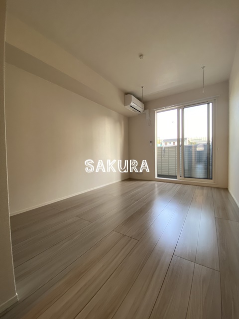 居室・リビング　開放感のあるゆったりとしたお部屋です♪