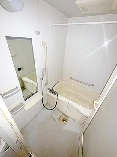 バス・シャワールーム　風呂