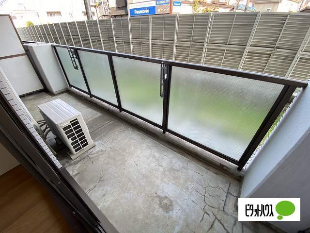 バルコニー　同物件別室写真