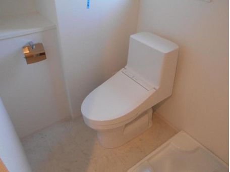 トイレ　リアンシエルブルー田端