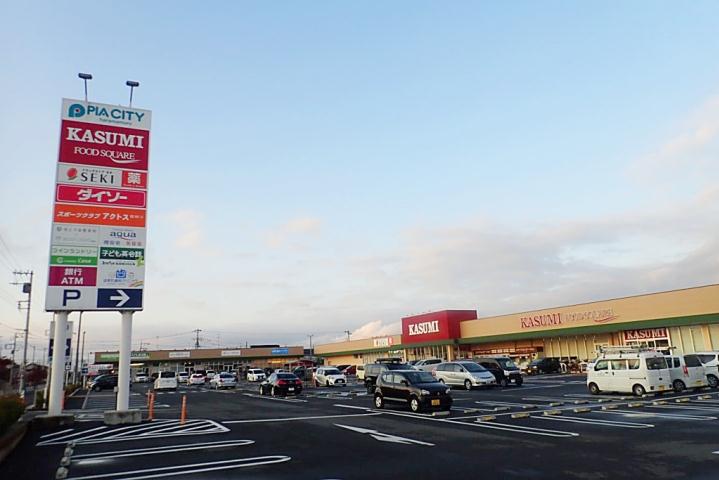 スーパー　フードスクエアカスミ原馬室店（スーパー）まで519m