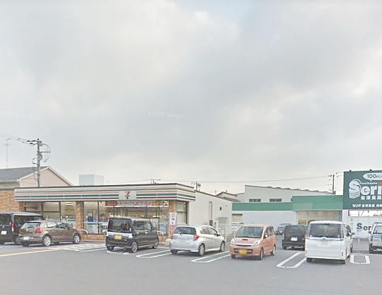 コンビニ　セブンイレブン（コンビニ）まで613m