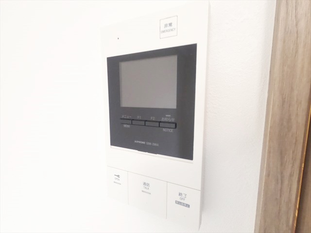 セキュリティ　オートロック連動のTVモニターホン付きで防犯面も安心