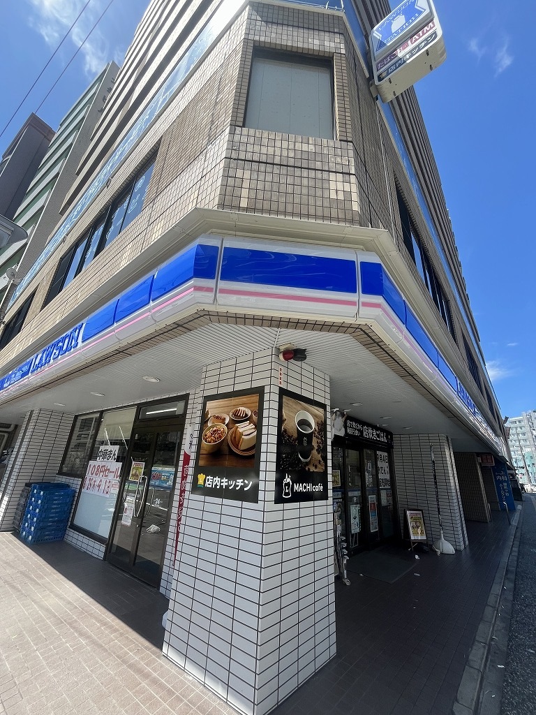 コンビニ　ローソン 福岡舞鶴交番前店（コンビニ）まで194m