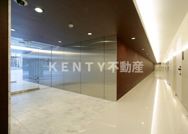 ロビー　ゆとりのあるロビーです