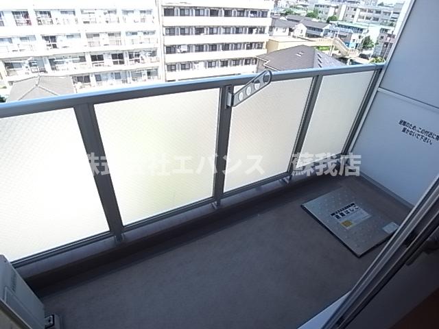 バルコニー　開放的で明るい空間を演出してくれるバルコニーです