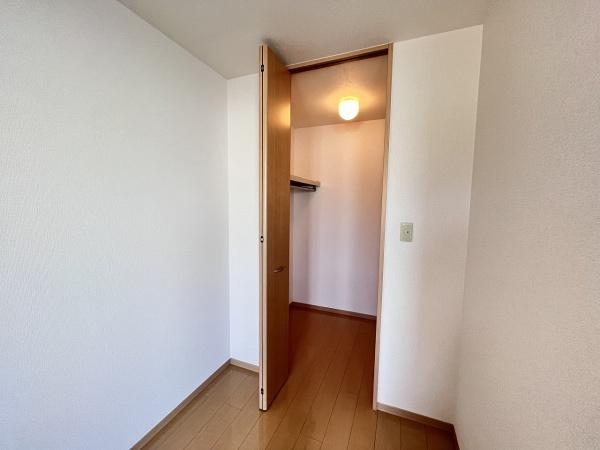 収納　ウォークインクローゼット