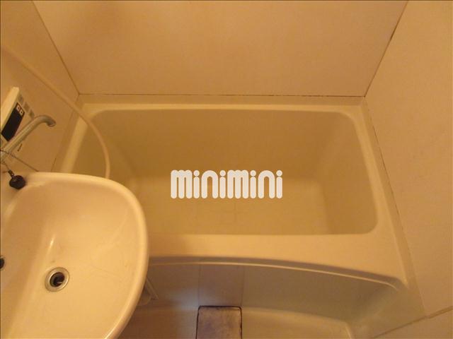 バス・シャワールーム　浴室乾燥付きの浴室です