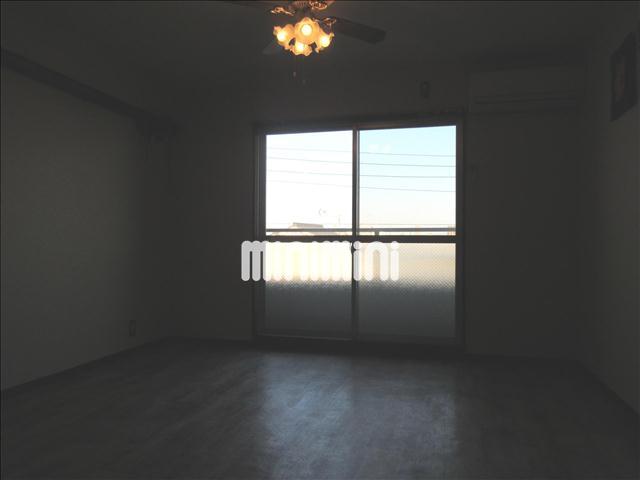 居室・リビング　オシャレな内装のお部屋です