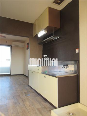 キッチン　広々としたキッチンです