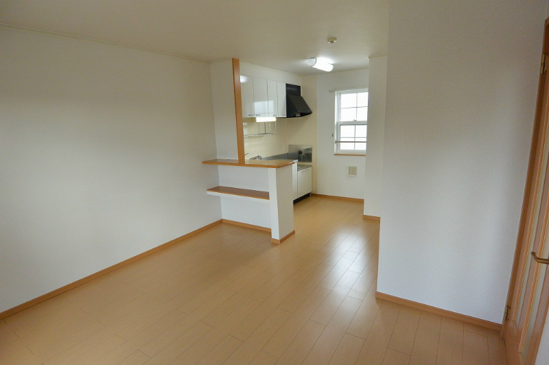 居室・リビング　フローリング仕上げ