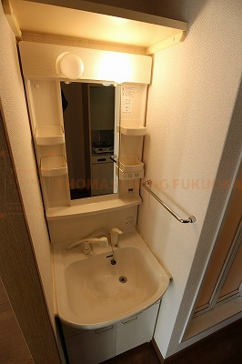 洗面設備　朝の準備も捗るシャンプードレッサー