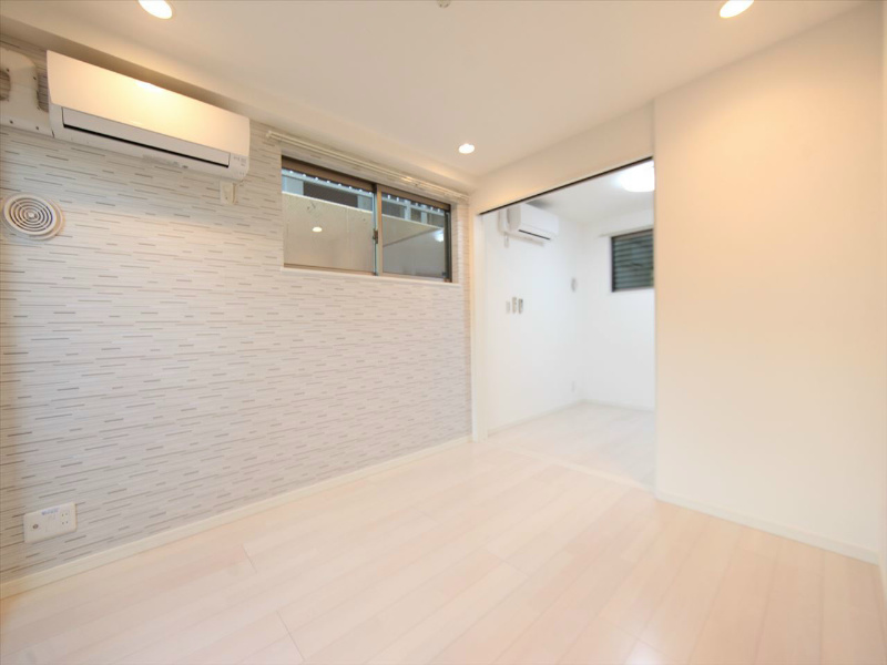 その他　LＤＫ9帖　洋室4帖とつなげても仕切っても使えます