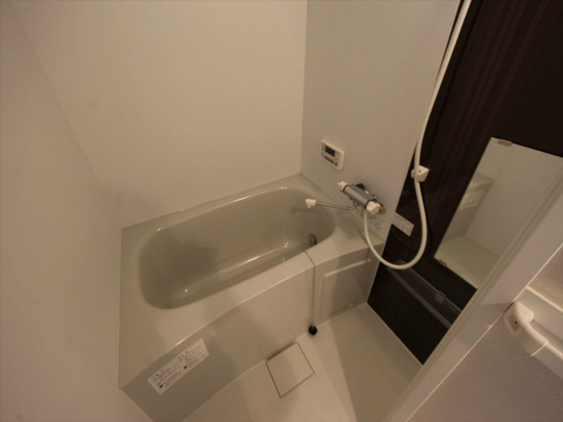 バス・シャワールーム　追い焚き付　浴室暖房乾燥機付　24時間換気機能付バスルーム