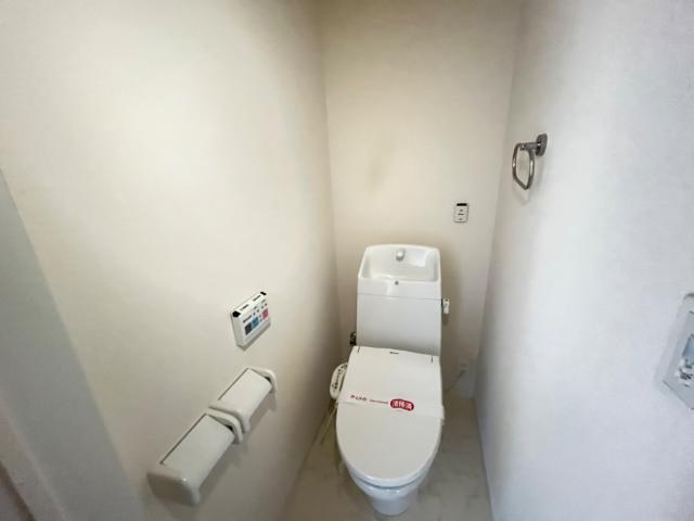 トイレ　シャワー付トイレ
