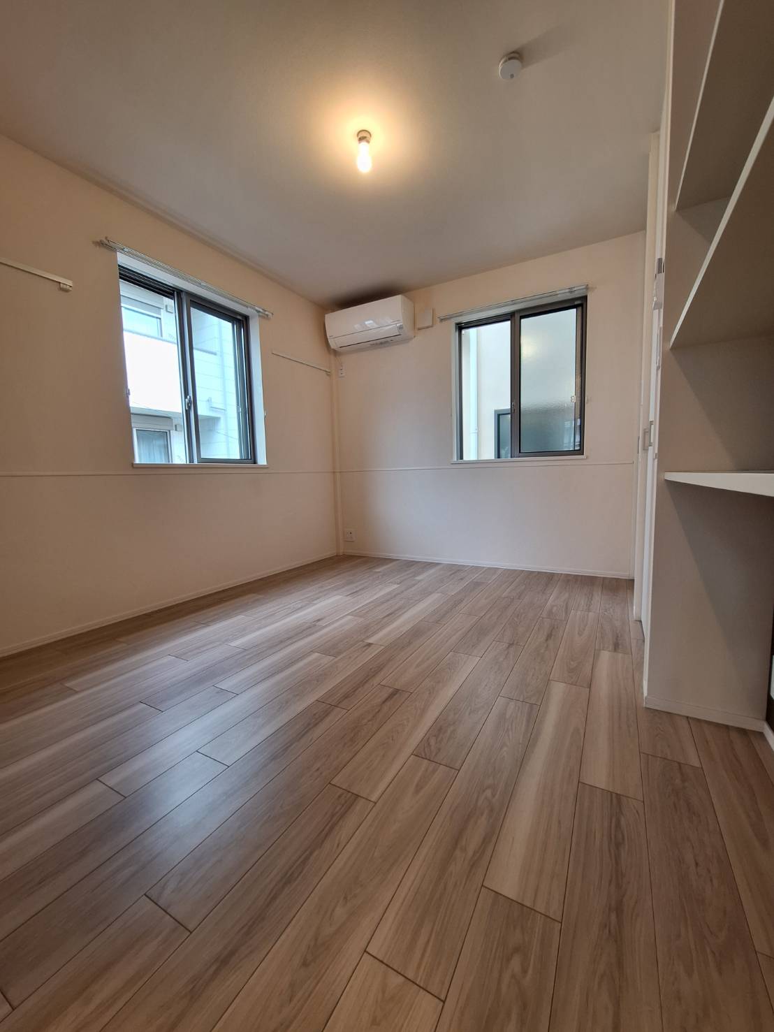 その他部屋・スペース　★明るいフローリングの角部屋です★