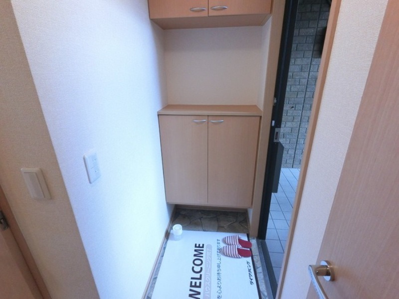 玄関　図面と現状に相違がある場合には現状を優先