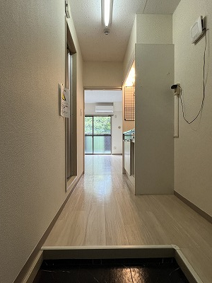 玄関　☆広めの玄関なのでシューズボックスを置く事も出来ます！☆※参