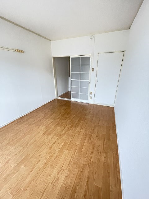 その他部屋・スペース　落ち着いて過ごせるお部屋なので、寝室にいかがでしょうか