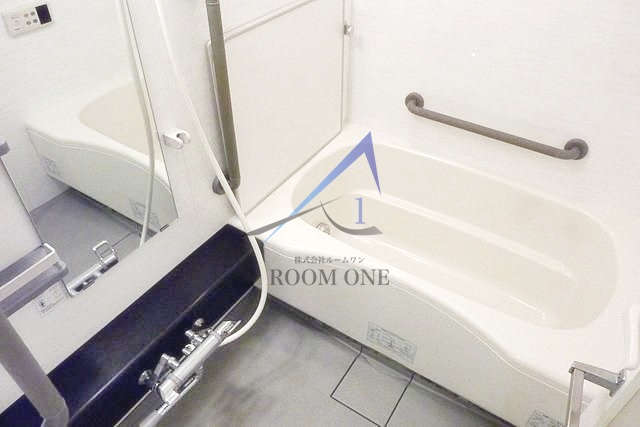 バス・シャワールーム　お風呂です。