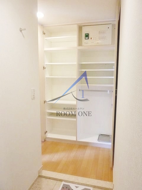 玄関　玄関です。