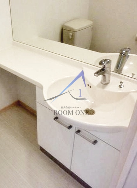 洗面設備　洗面台です。