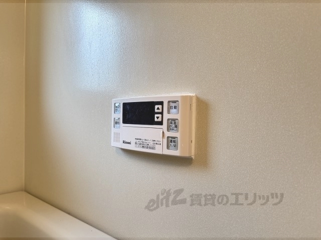 その他設備　給湯器リモコン
