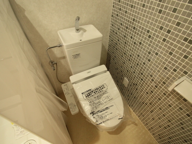 トイレ　※他部屋の写真です。現況優先。