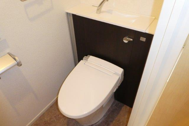 トイレ　ウォシュレット