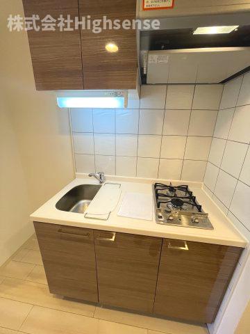 キッチン　コンパクトなキッチンで掃除もラクラク