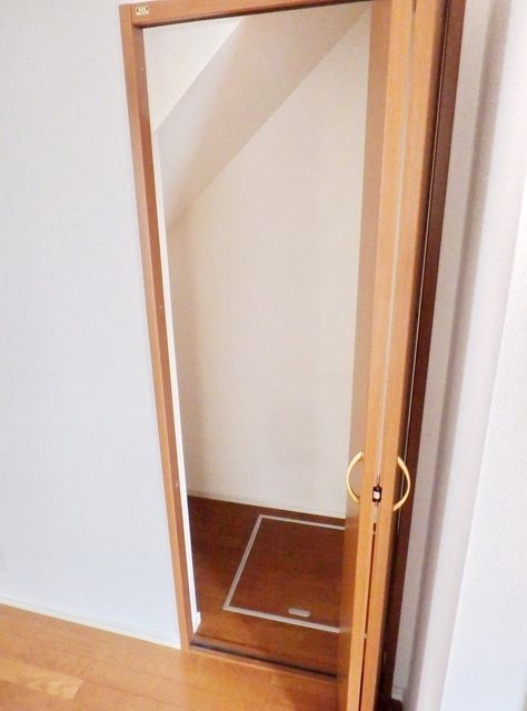 その他設備　★階段下収納★