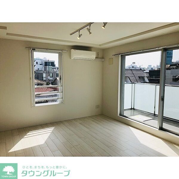 居室・リビング　お問合せは(株)タウンハウジング赤坂店へ【03-5563-…