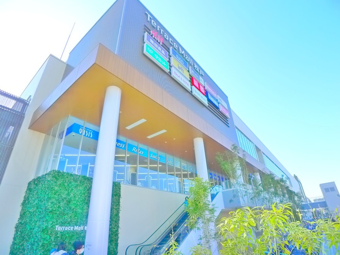 ショッピングセンター　テラスモール松戸（ショッピングセンター）まで1600m