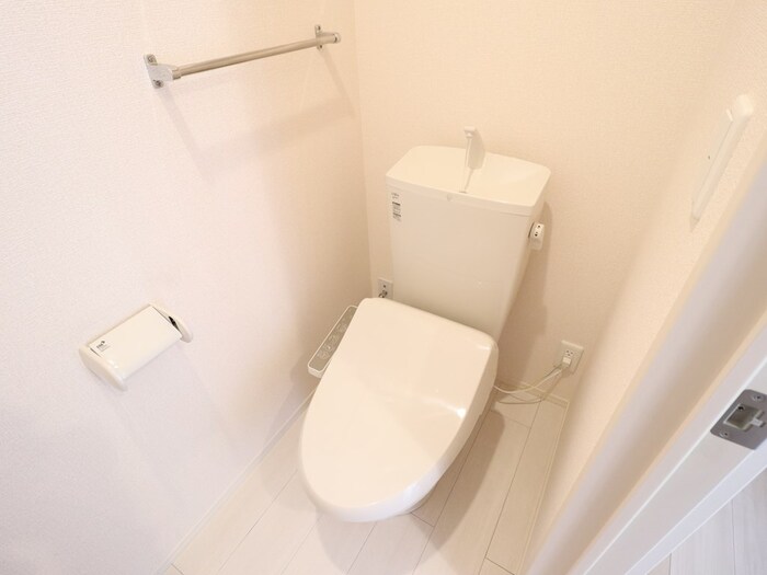 トイレ　トイレもきれいです