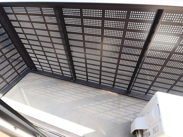 バルコニー　外からの目が気にならないバルコニーで洗濯物が干せます