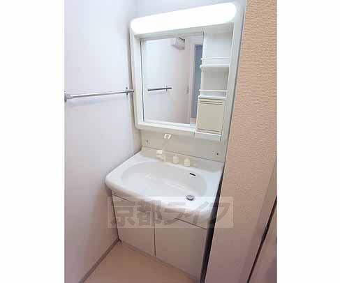 洗面設備　独立洗面になってます・