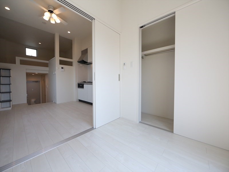 その他部屋・スペース　洋室3.7帖　クローゼット付（収納充実してます）