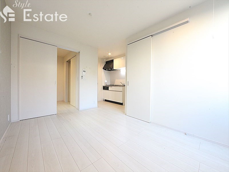 居室・リビング　内装