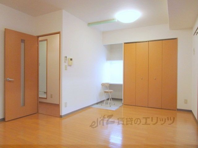 居室・リビング　洋室