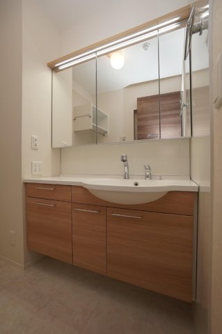 洗面設備　洗髪洗面化粧台