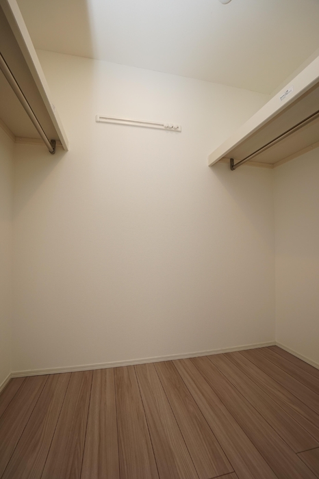 収納　ウォークインクローゼット