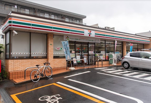コンビニ　セブン-イレブン 練馬豊玉南店（コンビニ）まで716m