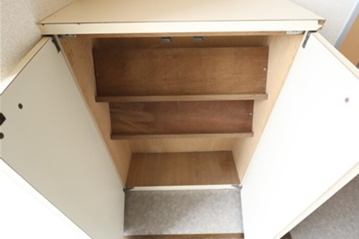 玄関　シューズボックスです